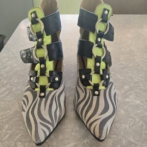 FAST SHIP: Fluevog Tammi Rose size 7.5